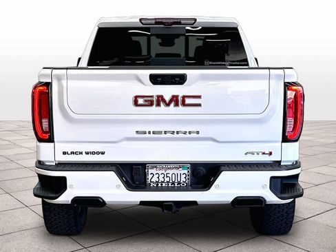 Used 2023 GMC Sierra 1500 AT4 w/ AT4 Premium Package AWD/4WD image 7
