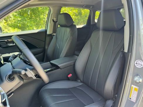 Used 2025 Acura ADX AWD image 10