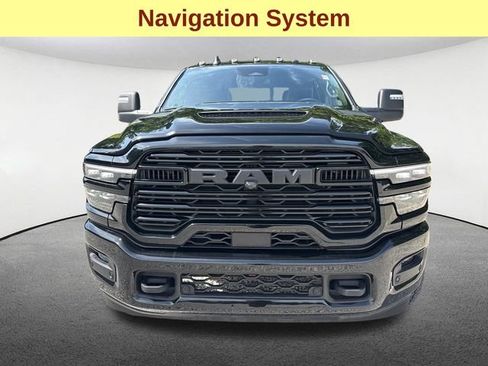 Used 2025 RAM 2500 Laramie AWD/4WD image 4