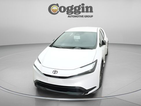 New 2026 Toyota Prius Plug-In Hybrid image 34