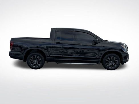 Used 2022 Honda Ridgeline Sport image 8