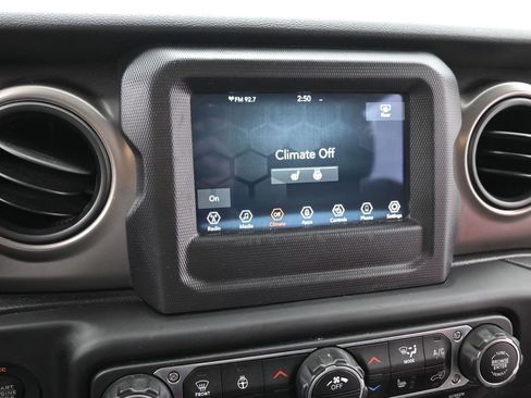 Used 2020 Jeep Wrangler Unlimited Sport S image 11