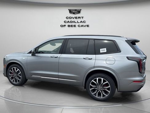 New 2025 Cadillac XT6 Sport w/ Technology Package image 10