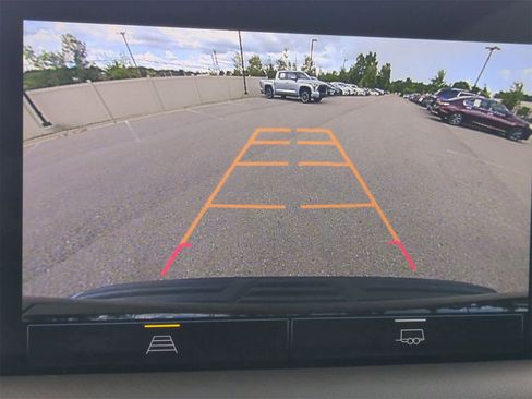 Used 2023 Chevrolet Tahoe LT image 29