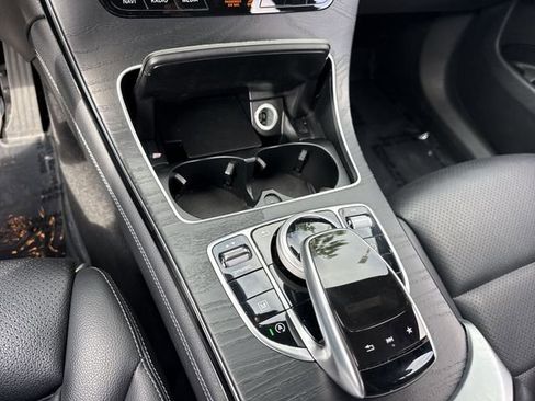 Used 2018 Mercedes-Benz GLC 300 image 21