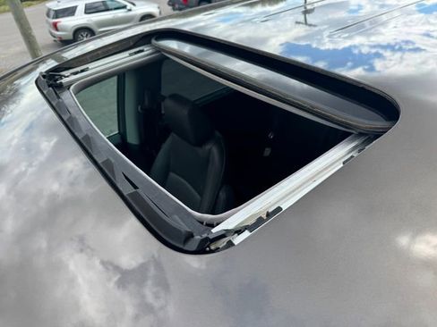 Used 2023 Honda Odyssey EX-L image 11