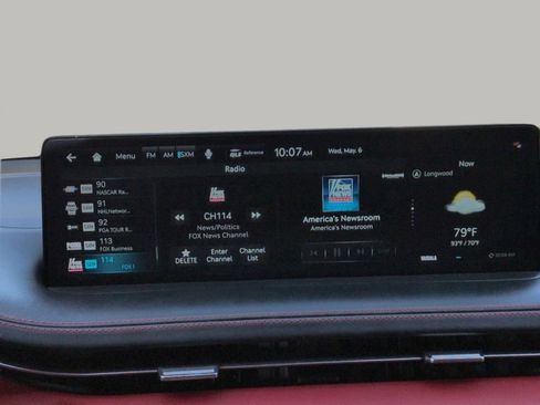 Used 2024 Genesis GV70 2.5T w/ Sport Prestige Package AWD/4WD image 17
