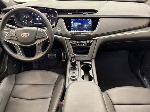 Used 2024 Cadillac XT5 Sportv w/ Technology Package AWD/4WD image 27