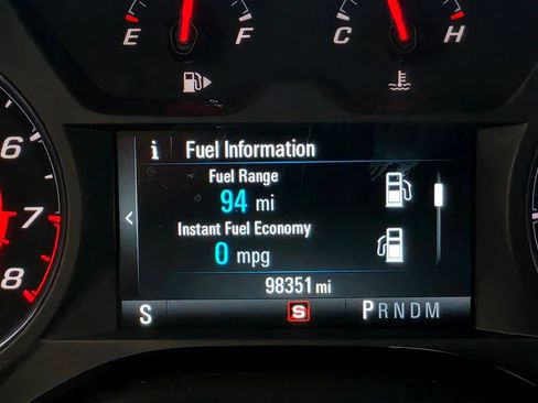 Used 2017 Chevrolet Camaro LT RWD image 21