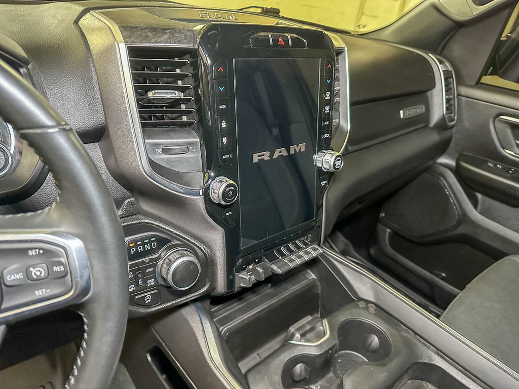 Used 2024 RAM 1500 Big Horn AWD/4WD image 32