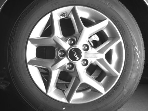 Used 2025 Kia Soul LX w/ LX Technology Package FWD image 14