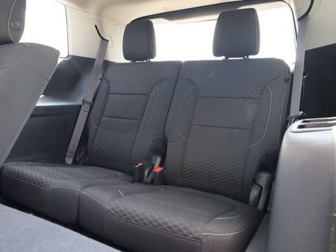 Used 2019 GMC Acadia SLE w/ LPO, Floor Liner Package AWD/4WD image 23