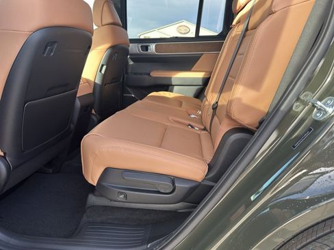 New 2026 Hyundai Santa Fe Limited AWD/4WD image 15