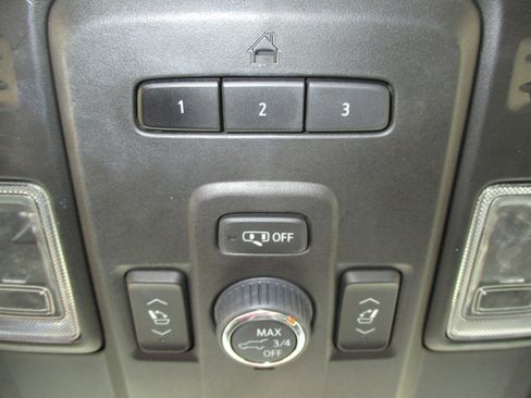 Used 2022 GMC Yukon XL Denali w/ Max Trailering Package image 29