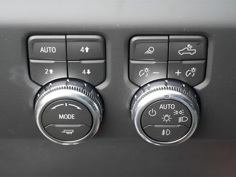 New 2026 GMC Sierra 2500 AT4X image 26