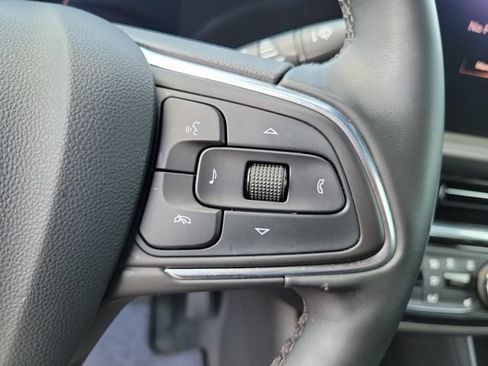 Used 2025 Buick Envista Sport Touring FWD image 18