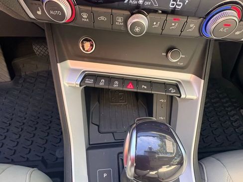 Used 2025 Audi Q3 2.0T Premium Plus w/ Premium Plus Package image 15