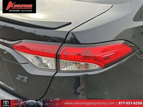 Used 2022 Toyota Corolla SE image 14