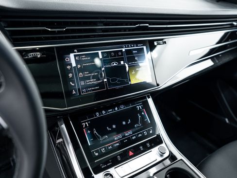 New 2026 Audi Q8 Premium Plus AWD/4WD image 12
