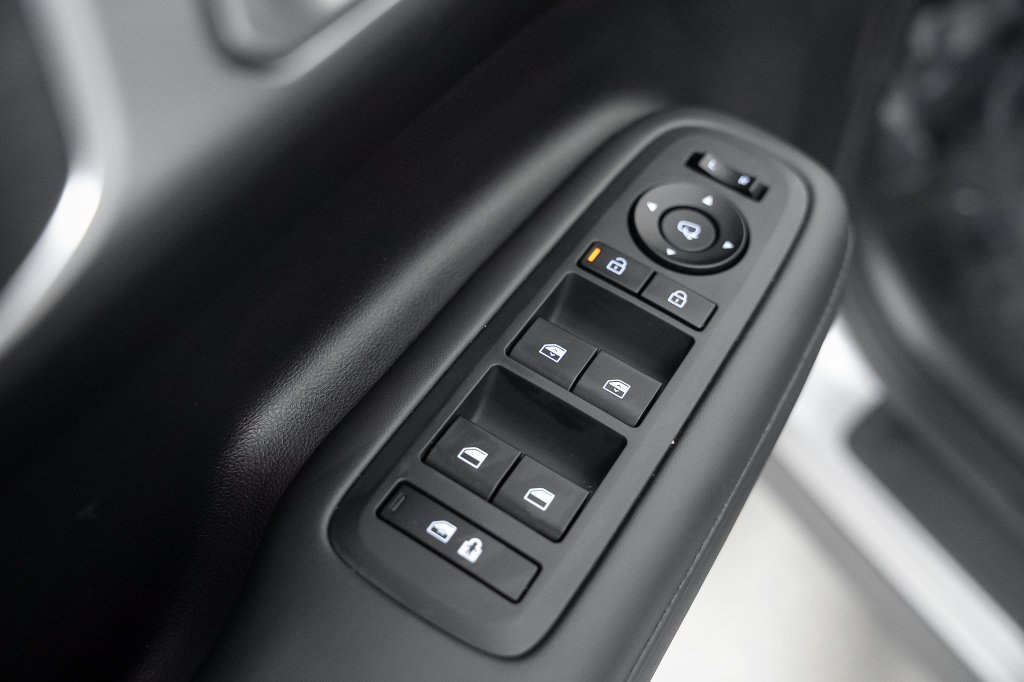Certified 2024 Hyundai Santa Fe Limited FWD image 35