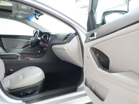 Used 2015 Kia Optima EX w/ EX Premium Package FWD image 10