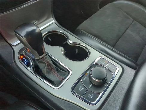 Used 2020 Jeep Grand Cherokee Trailhawk image 12