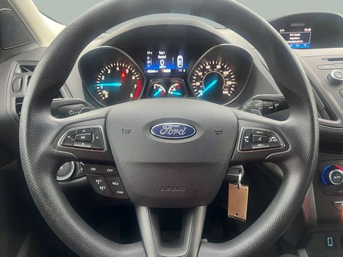 Used 2017 Ford Escape SE AWD/4WD image 14