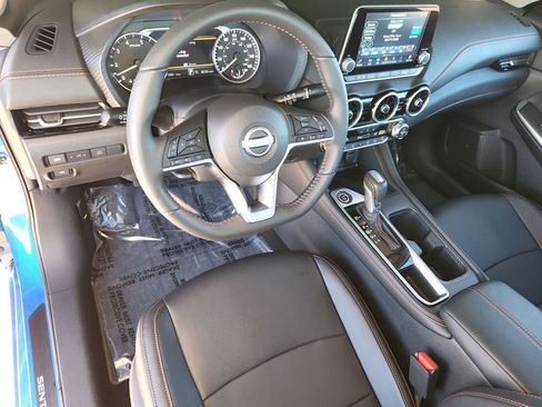 Certified 2024 Nissan Sentra SR w/ SR Premium Package image 11