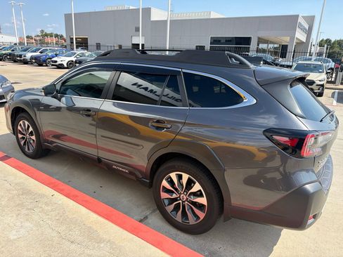Used 2024 Subaru Outback Limited AWD/4WD image 3
