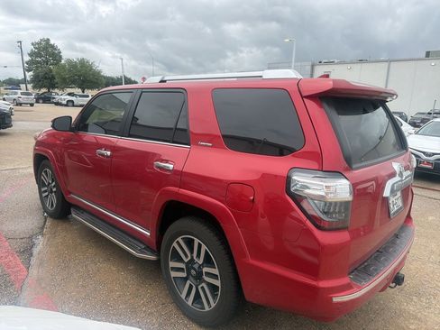 Used 2020 Toyota 4Runner Limited RWD image 4