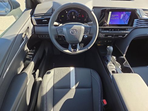 New 2026 Toyota Camry SE image 8