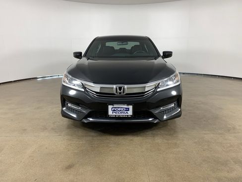 Used 2016 Honda Accord Sport image 3
