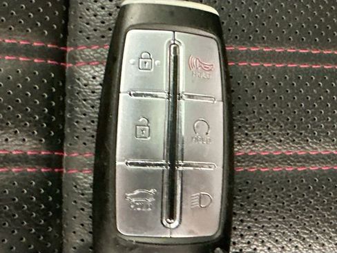 Used 2023 Genesis G70 2.0T w/ Sport Prestige Package image 18