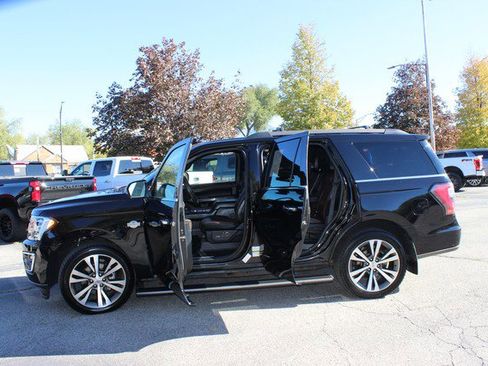 Used 2021 Ford Expedition King Ranch image 8