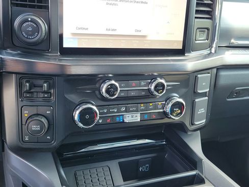 New 2026 Ford F350 Lariat w/ Black Appearance Package AWD/4WD image 28