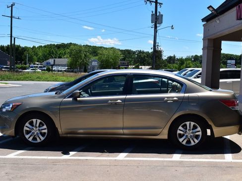 Used 2009 Honda Accord LX-P image 7