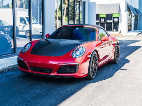 Used 2018 Porsche 911 Carrera image 12