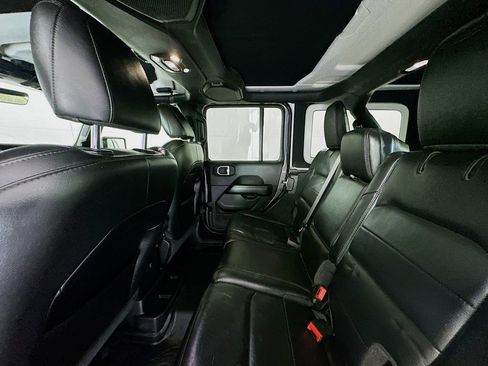 Used 2021 Jeep Wrangler Unlimited Sahara image 26