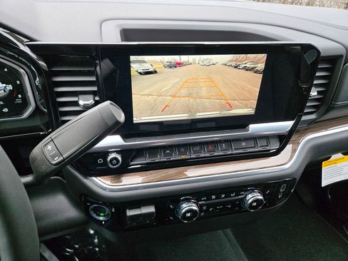 New 2026 GMC Sierra 1500 Elevation image 8