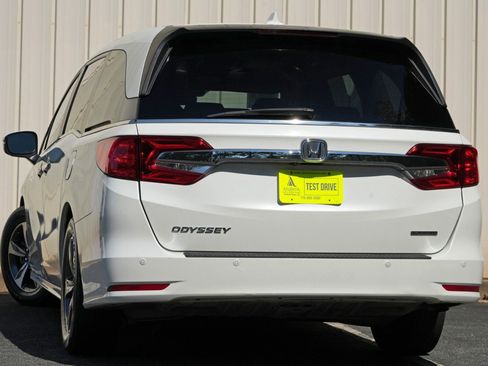 Used 2020 Honda Odyssey Touring image 5