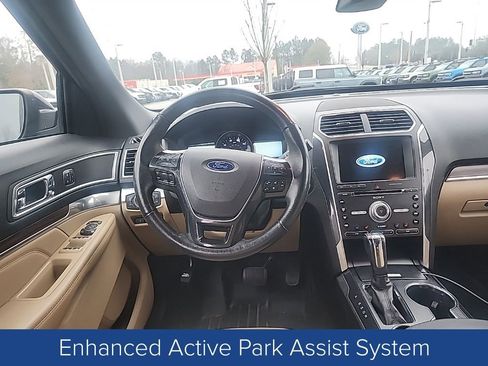 Used 2017 Ford Explorer Limited w/ Equipment Group 301A image 11