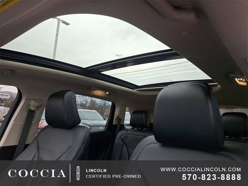 Certified 2022 Lincoln Nautilus Reserve image 14