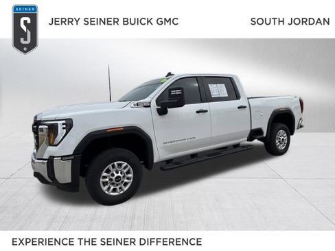 Used 2025 GMC Sierra 2500 Pro w/ 1SA Pro Safety Plus Package image 1