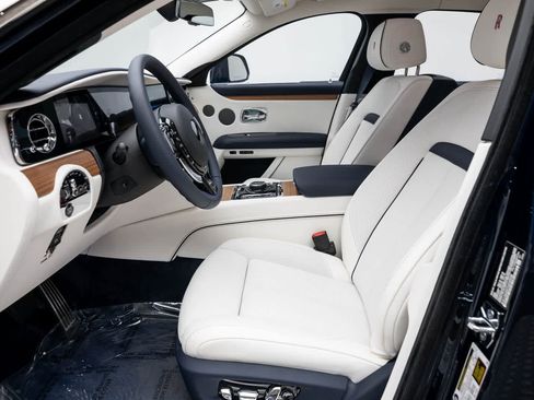 New 2026 Rolls-Royce Ghost image 9