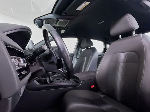 Used 2023 Honda Civic Sport image 14
