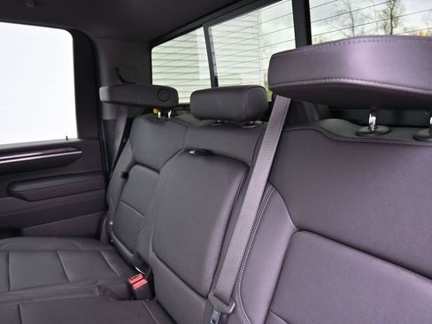 Used 2025 Chevrolet Silverado 3500 LTZ w/ LTZ Plus Package AWD/4WD image 7