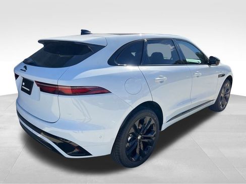 New 2025 Jaguar F-PACE R-Dynamic S image 8