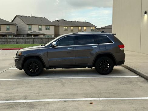 Used 2018 Jeep Grand Cherokee Limited RWD image 4