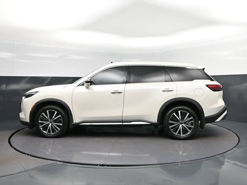 Certified 2023 INFINITI QX60 Sensory w/ Vision Package AWD/4WD image 4