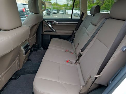 Used 2023 Lexus GX 460 Premium w/ Premium Plus Package AWD/4WD image 28